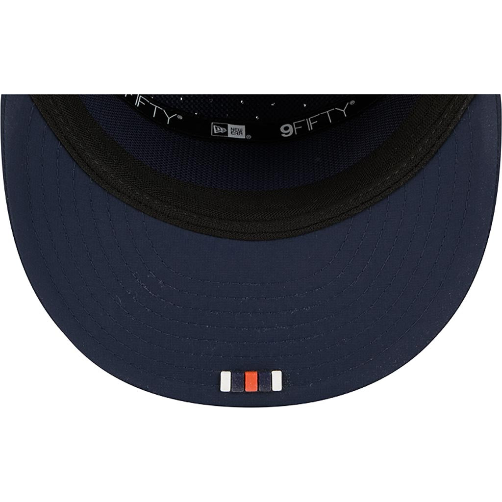 NFL Chicago Bears New Era 2025 Sideline 9FIFTY Split Panel Snapback Hat - Navy