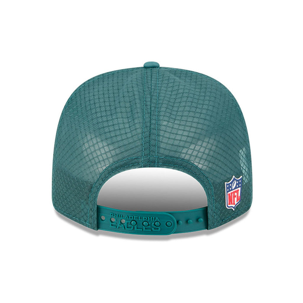 NFL Philadelphia Eagles New Era 2025 Sideline 9SEVENTY Stretch-Snapback Hat - Green