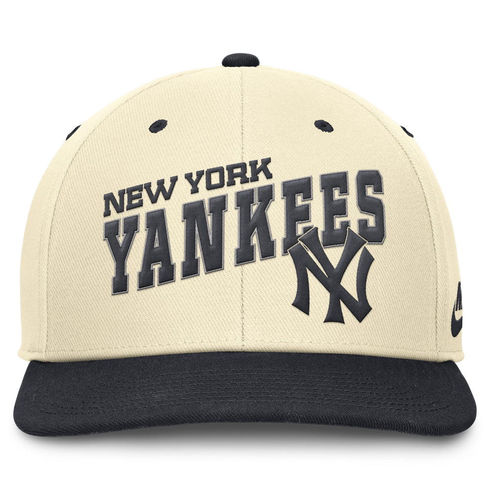 MLB New York Yankees Nike Cooperstown Wave Snapback