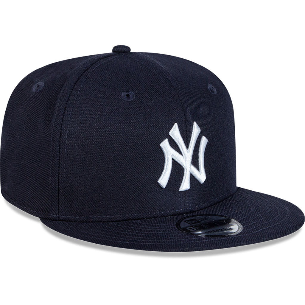MLB New York Yankees New Era Basic 9FIFTY Snapback Hat - Navy