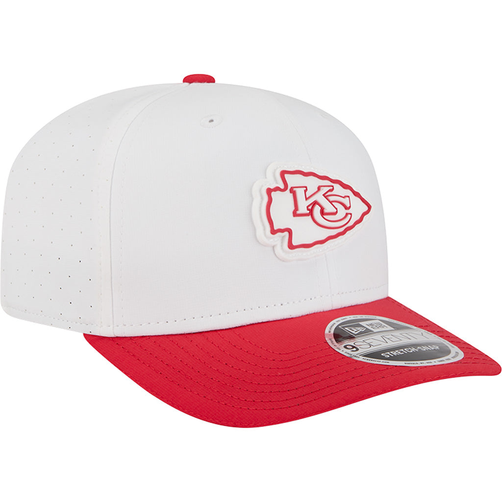 NFL Kansas City Chiefs New Era 2025 Training 9SEVENTY Stretch-Snapback Hat - White