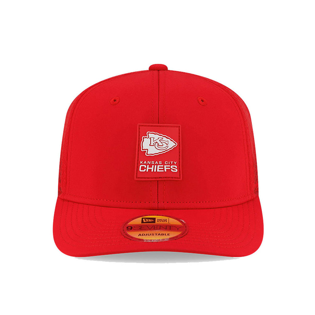 NFL Kansas City Chiefs New Era 2025 Sideline 9SEVENTY Stretch-Snapback Hat - Red