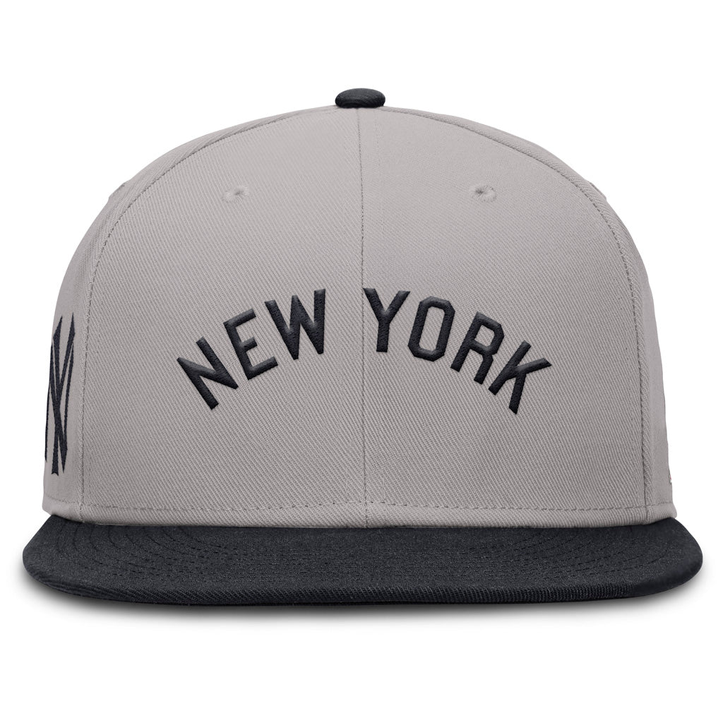 MLB New York Yankees Nike Two-Tone Cooperstown Fitted Hat - Gray