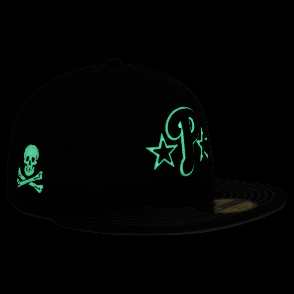 MLB Philadelphia Phillies New Era Jolly Roger 59FIFTY Fitted Hat - Black