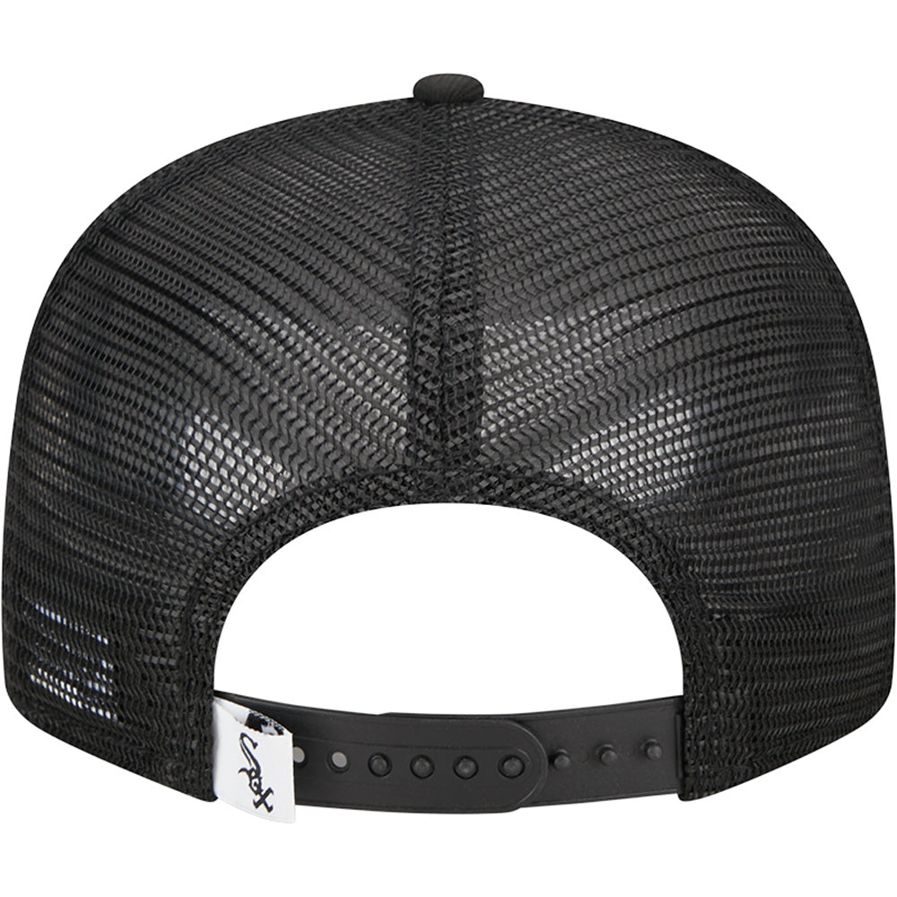 MLB Chicago White Sox New Era Black & White Trucker 9FIFTY Snapback Hat - Black