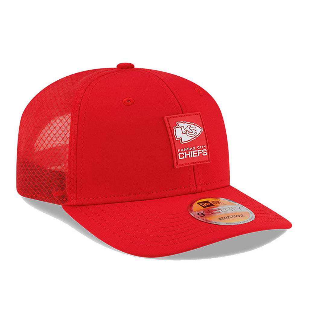NFL Kansas City Chiefs New Era 2025 Sideline 9SEVENTY Stretch-Snapback Hat - Red