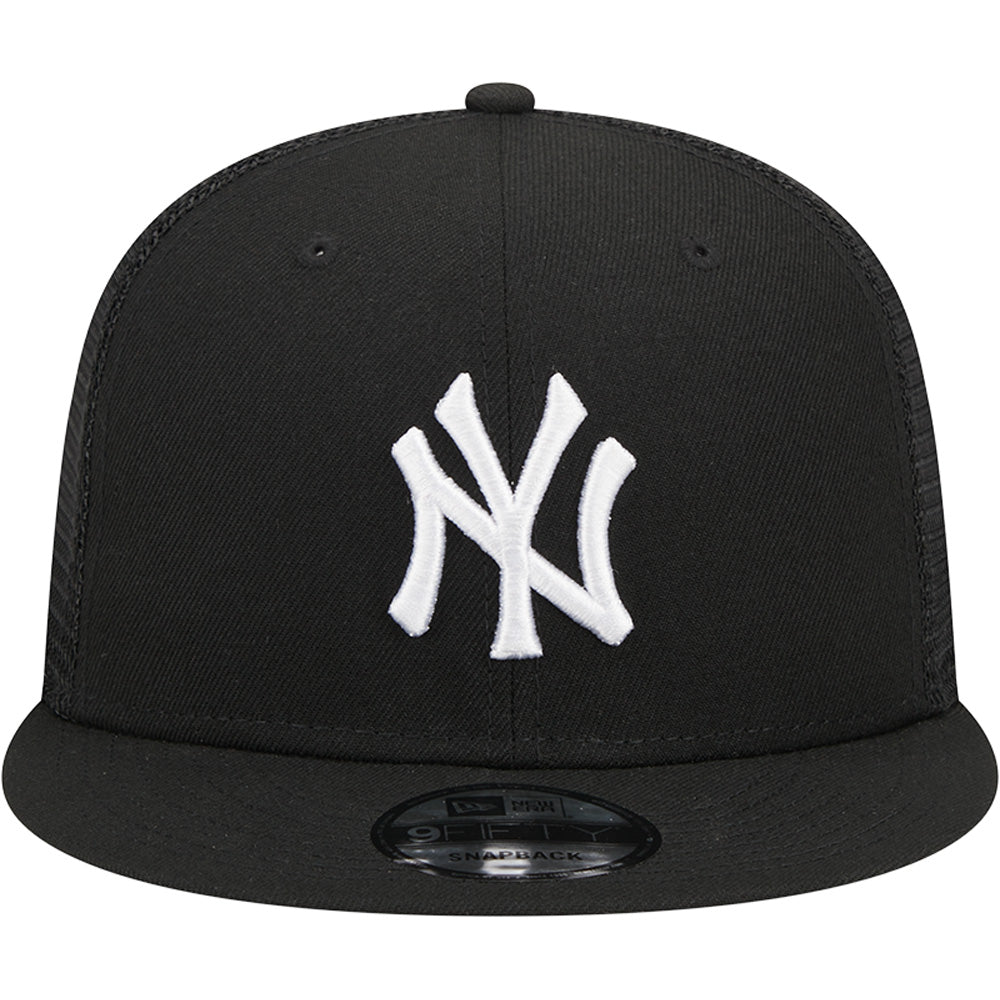 MLB New York Yankees New Era Black & White Trucker 9FIFTY Snapback Hat - Black