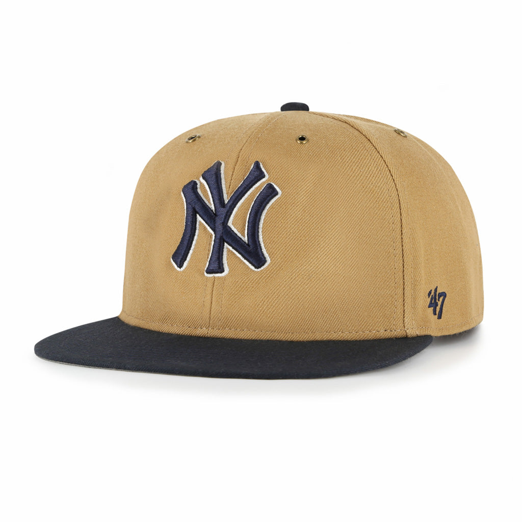 MLB New York Yankees '47 Workshop Captain Snapback Hat - Brown