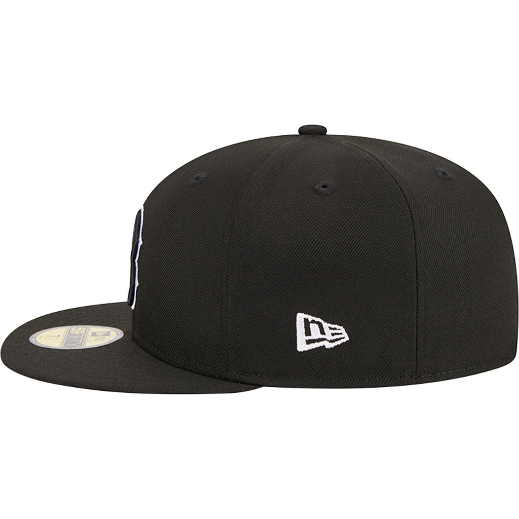 MLB Boston Red Sox New Era Side Patch Black & White 59FIFTY Fitted Hat - Black