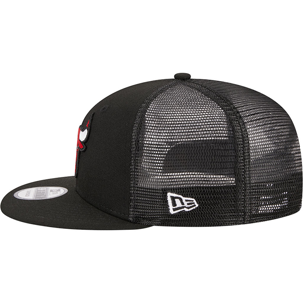 NBA Chicago Bulls New Era OTC Trucker 9FIFTY Snapback Hat - Black