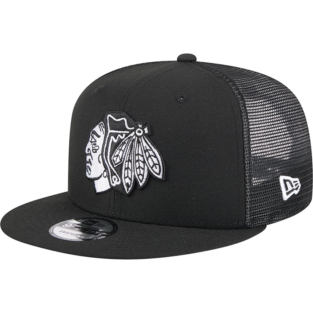 NHL Chicago Blackhawks New Era Black & White 9FIFTY Snapback Trucker Hat - Black