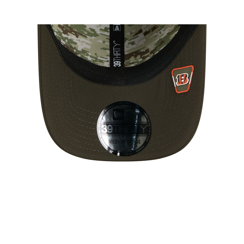 NFL Cincinnati Bengals New Era 2025 Salute to Service 39THIRTY Flex Fit Hat - Green