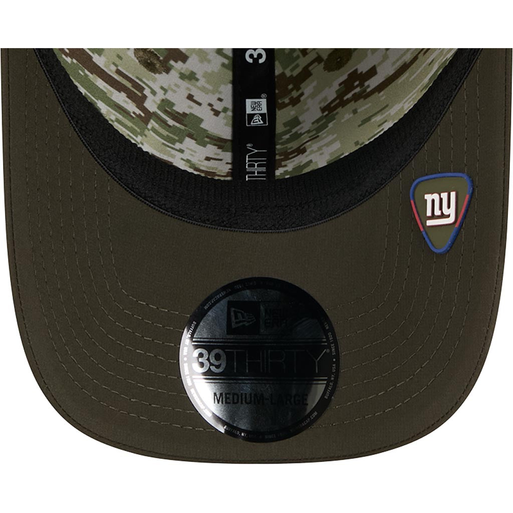 NFL New York Giants New Era 2025 Salute to Service 39THIRTY Flex Fit Hat - Green