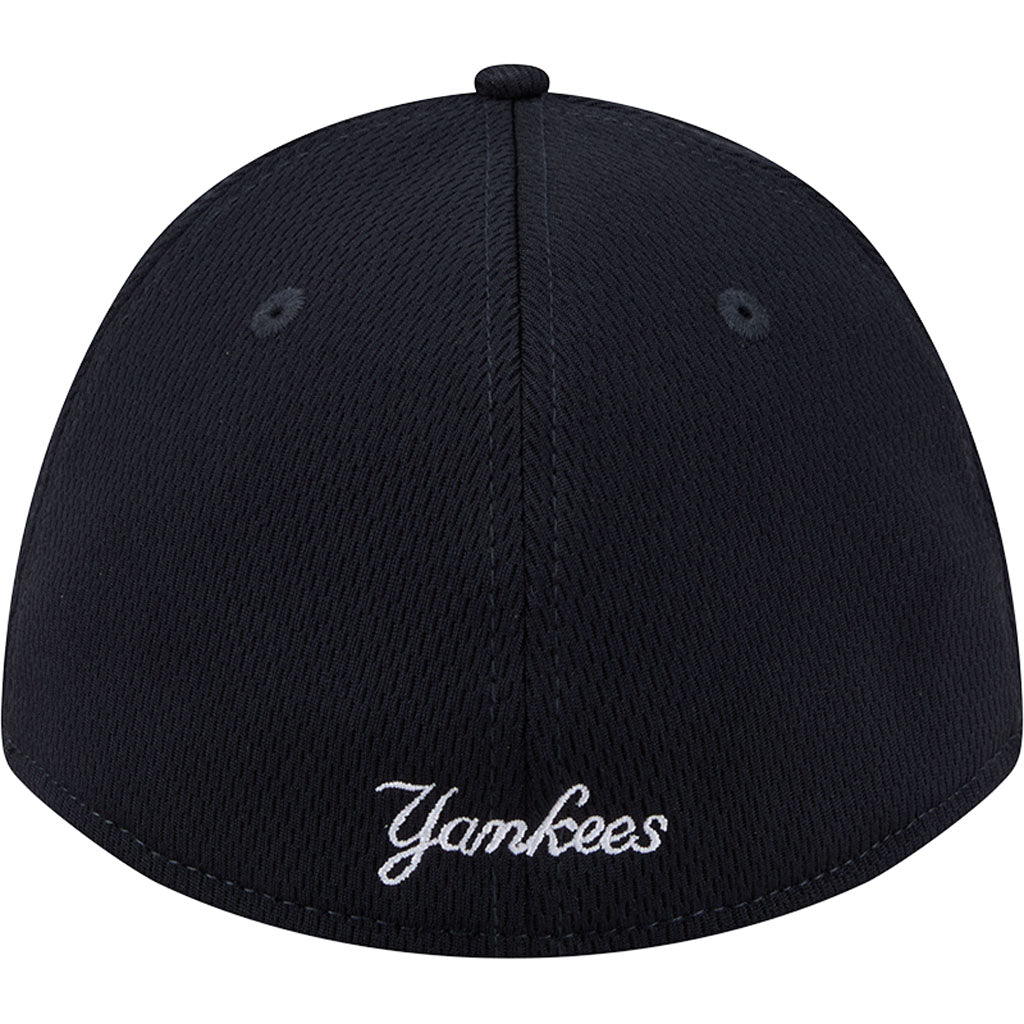 MLB New York Yankees New Era Dashed 39THIRTY Flex Fit Hat - Navy