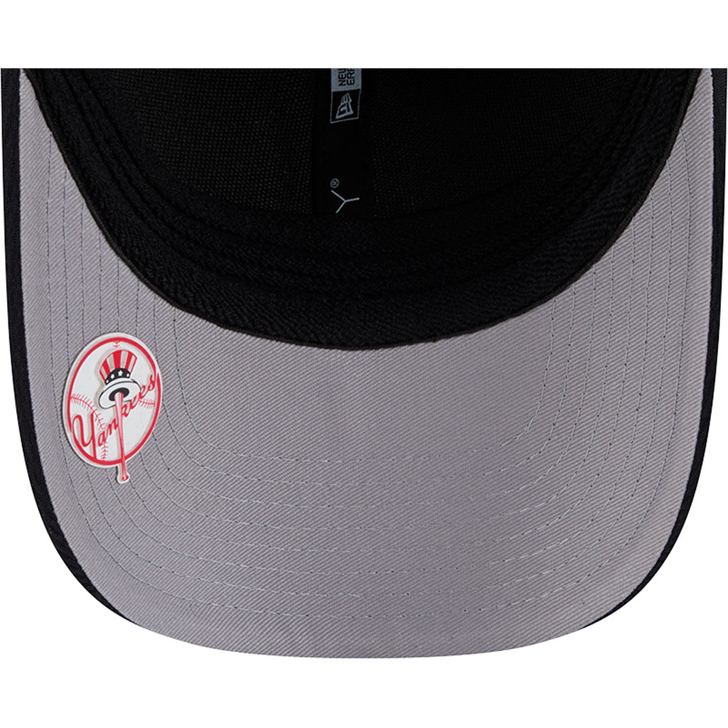 MLB New York Yankees New Era Dashed 39THIRTY Flex Fit Hat - Navy