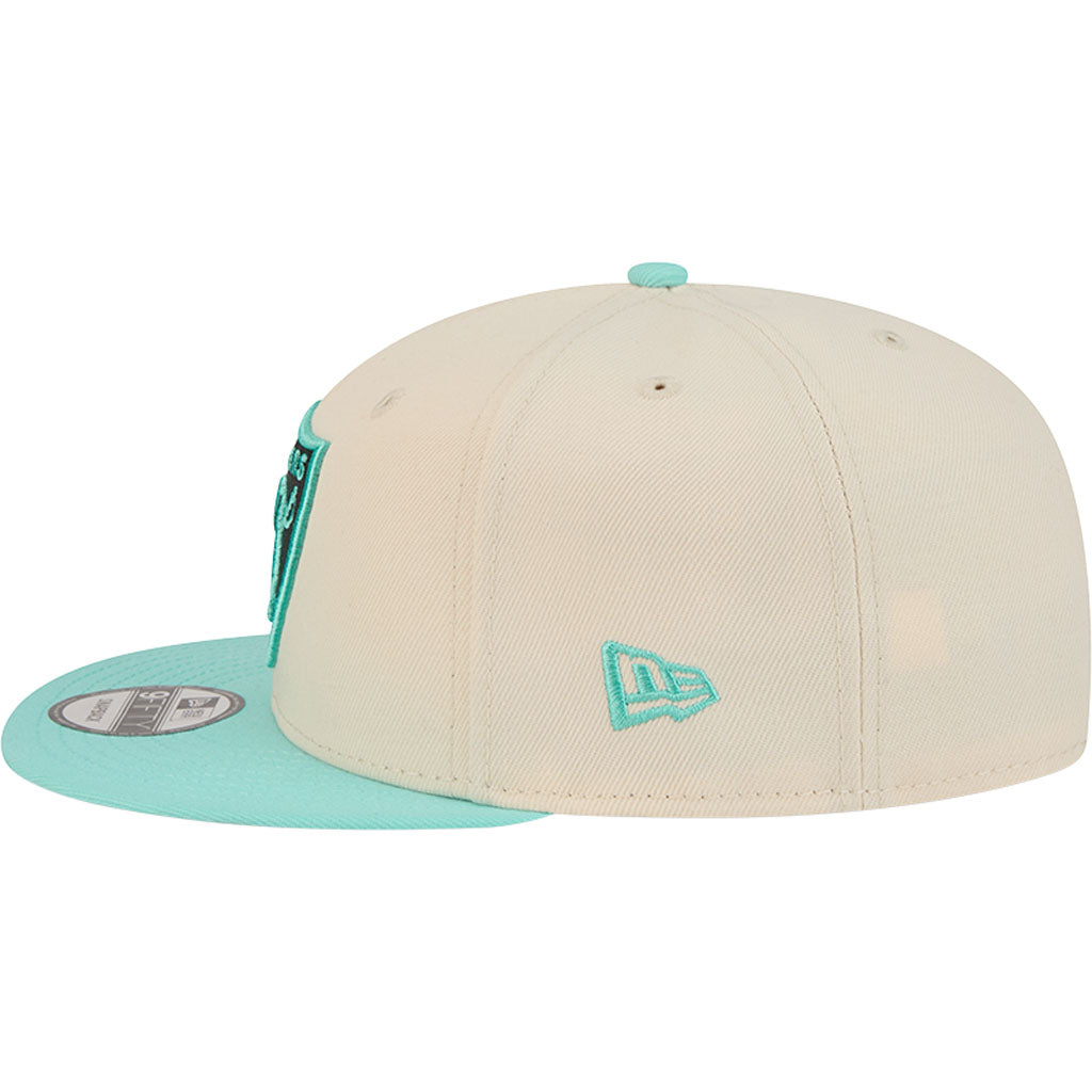 NFL Las Vegas Raiders New Era Two-Tone Aqua 9FIFTY Snapback Hat - Light cream