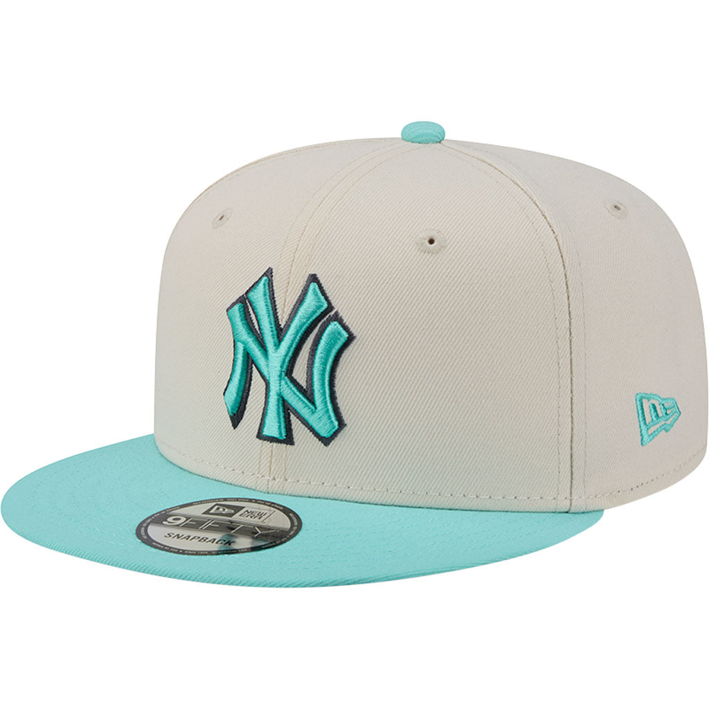 MLB New York Yankees New Era Two-Tone Aqua 9FIFTY Snapback Hat - Light cream