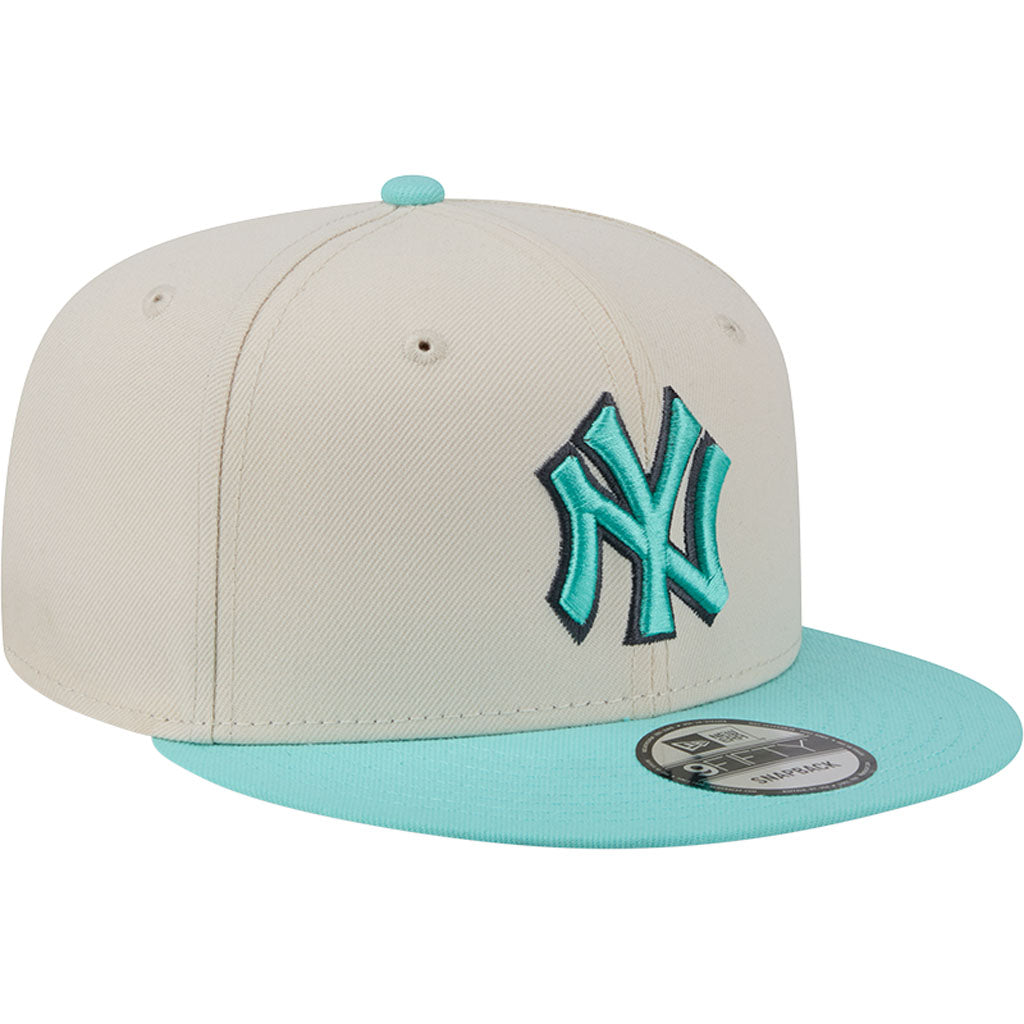 MLB New York Yankees New Era Two-Tone Aqua 9FIFTY Snapback Hat - Light cream