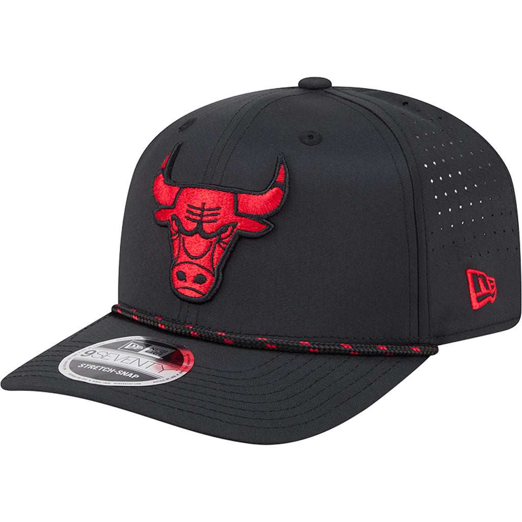 NBA Chicago Bulls New Era Sport 9SEVENTY Stretch Snap Hat - Black