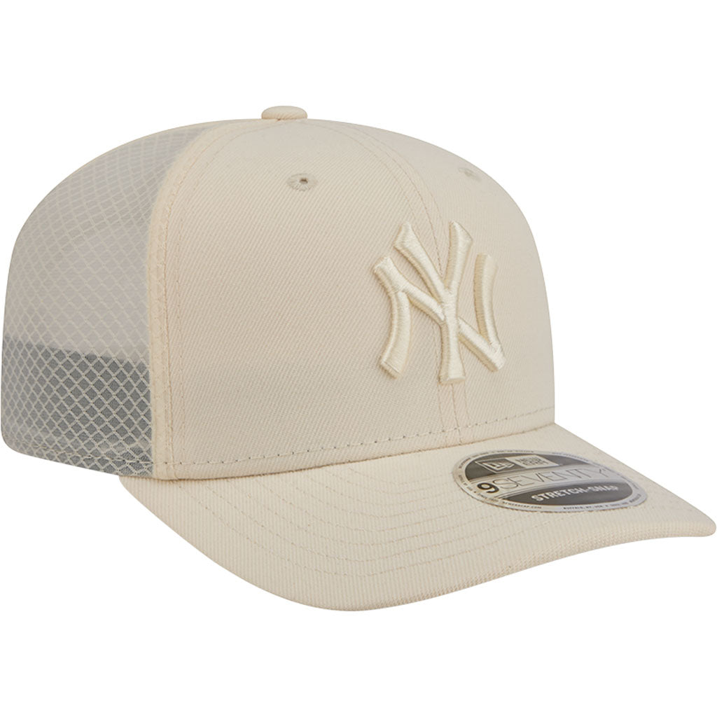 MLB New York Yankees New Era Vanilla 9SEVENTY Stretch Snap Hat - Cream