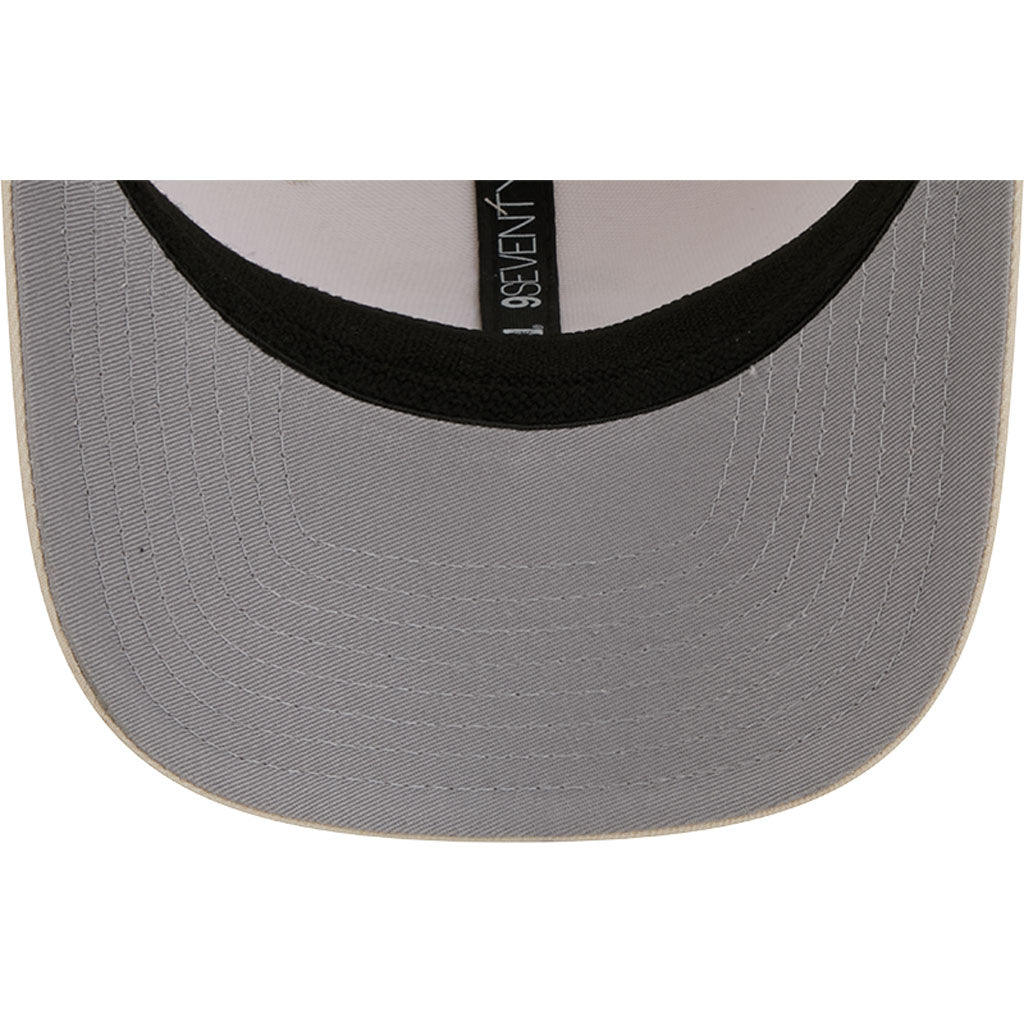 MLB San Diego Padres New Era Vanilla 9SEVENTY Stretch Snap Hat - Cream