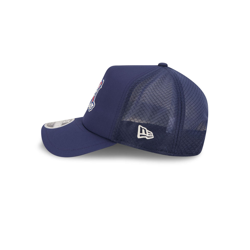 MLB Milwaukee Brewers New Era 2026 Batting Practice City Connect Apex 9FORTY Snapback Hat - Navy