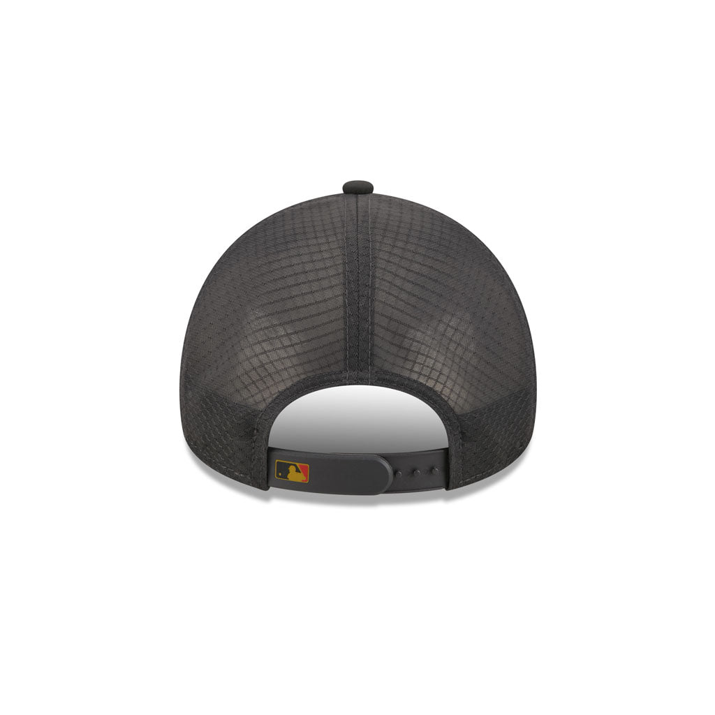 MLB Pittsburgh Pirates New Era 2026 Batting Practice City Connect Apex 9FORTY Snapback Hat - Black