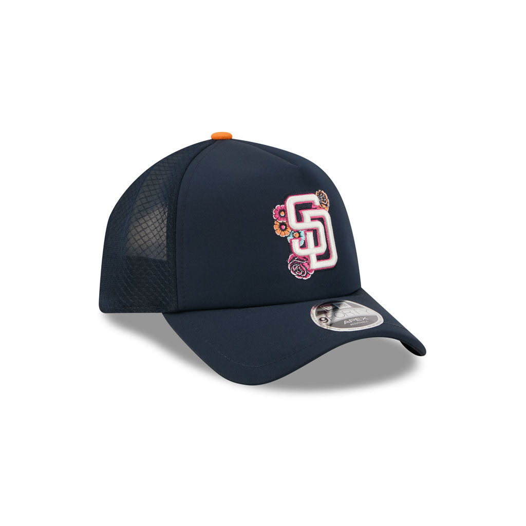MLB San Diego Padres New Era 2026 City Connect Batting Practice Apex 9FORTY Snapback Hat - Brown