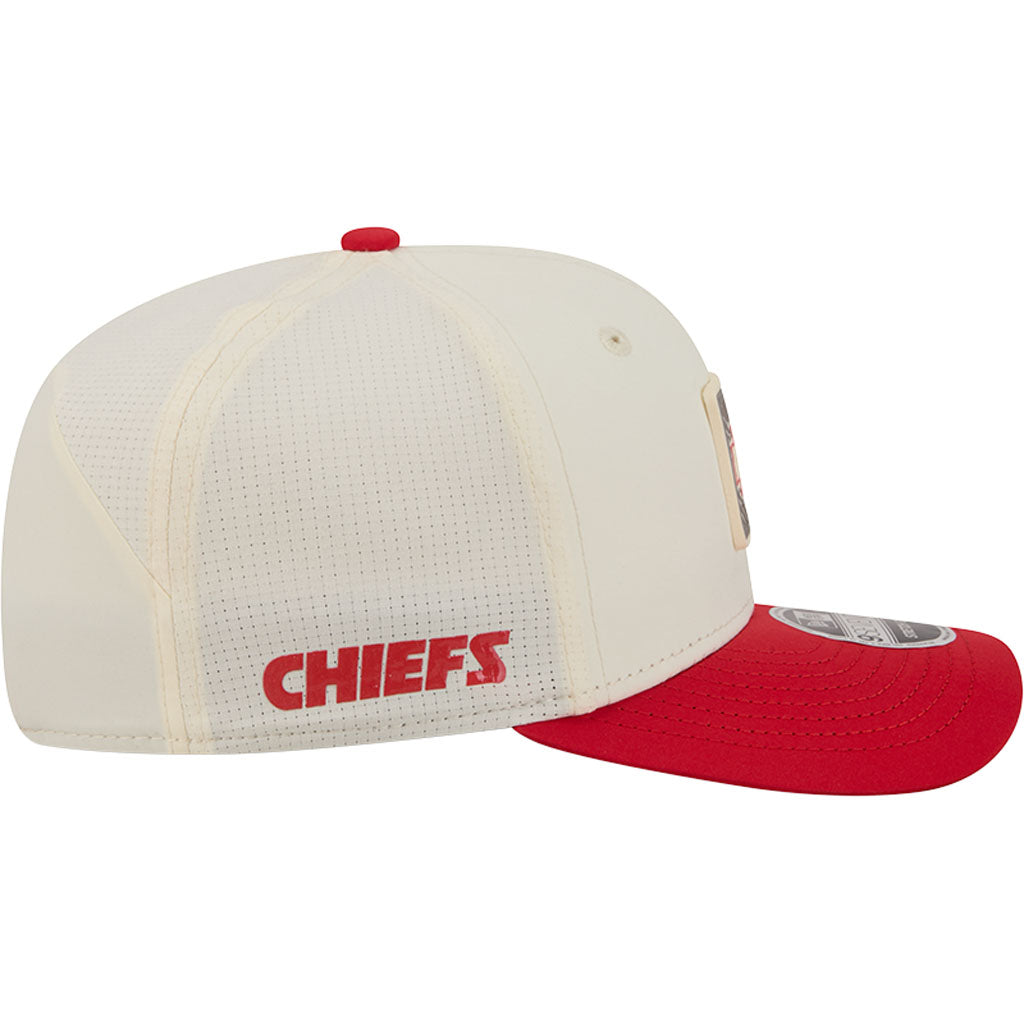 NFL Kansas City Chiefs New Era 2026 Training 9SEVENTY Stretch Snapback Hat - Cream