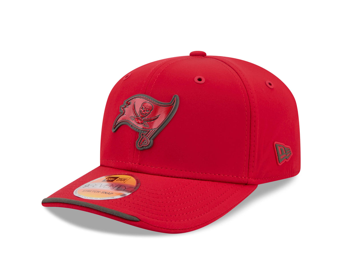 NFL Tampa Bay Buccaneers New Era 2026 Sideline 9SEVENTY Stretch-Snap Hat- Red