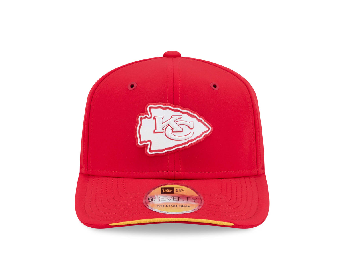 NFL Kansas City Chiefs New Era 2026 Sideline 9SEVENTY Stretch-Snap Hat- Red