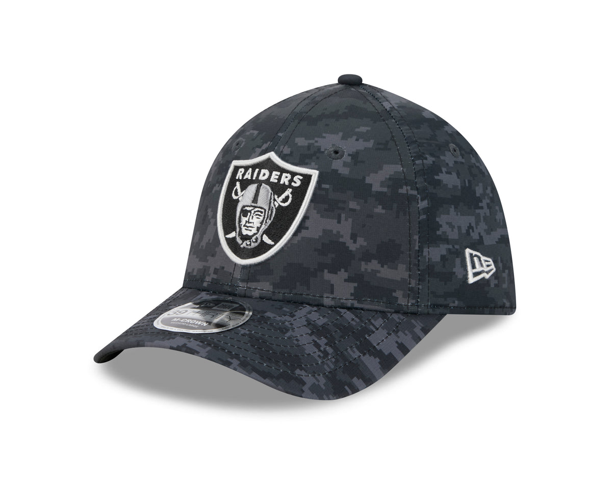 NFL Las Vegas Raiders New Era 2026 Salute to Service 39THIRTY Flex Fit Hat- Black