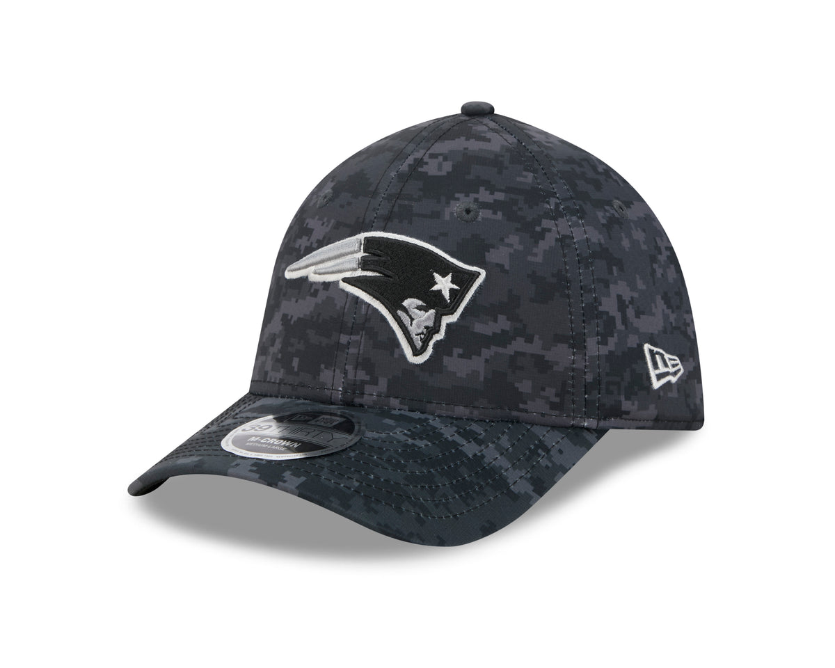 NFL New England Patriots New Era 2026 Salute to Service 39THIRTY Flex Fit Hat- Black