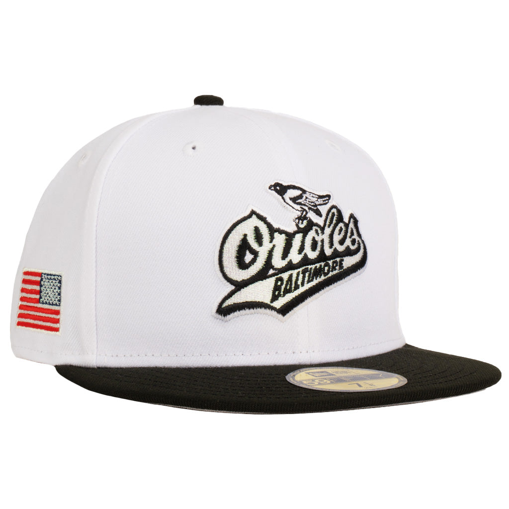 MLB Baltimore Orioles New Era Space Shuttle 59FIFTY Fitted Hat - White