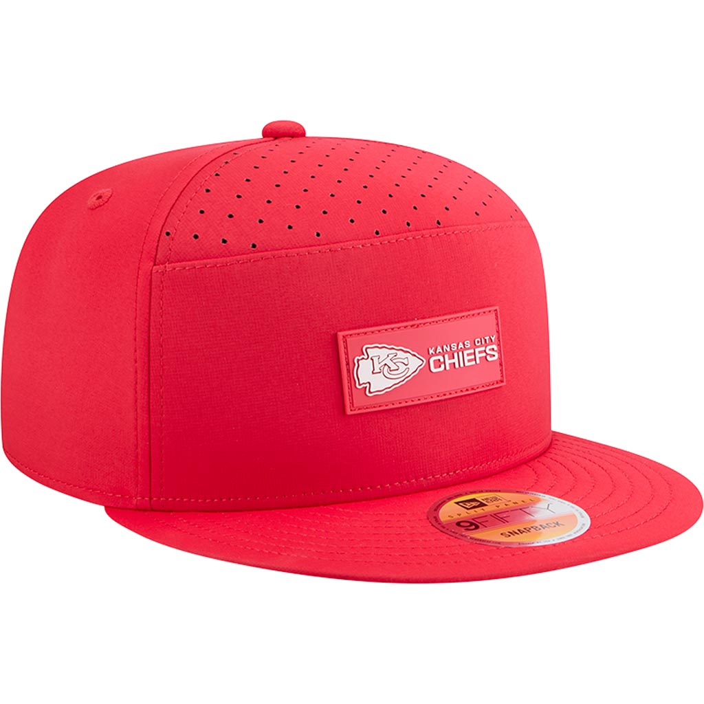NFL Kansas City Chiefs New Era 2025 Sideline 9FIFTY Split Panel Snapback Hat - Red