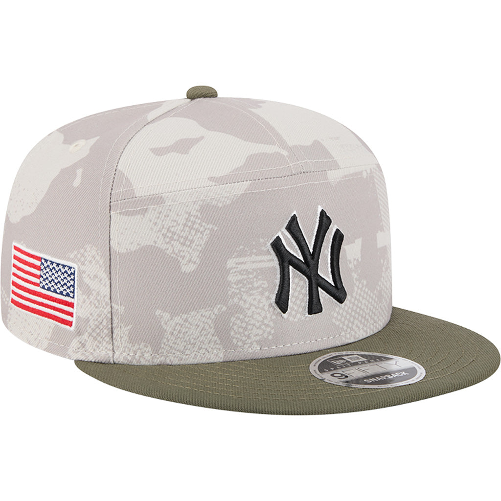 MLB New York Yankees New Era 2025 Armed Forces Day 9FIFTY Split Panel Snapback Hat - Stone