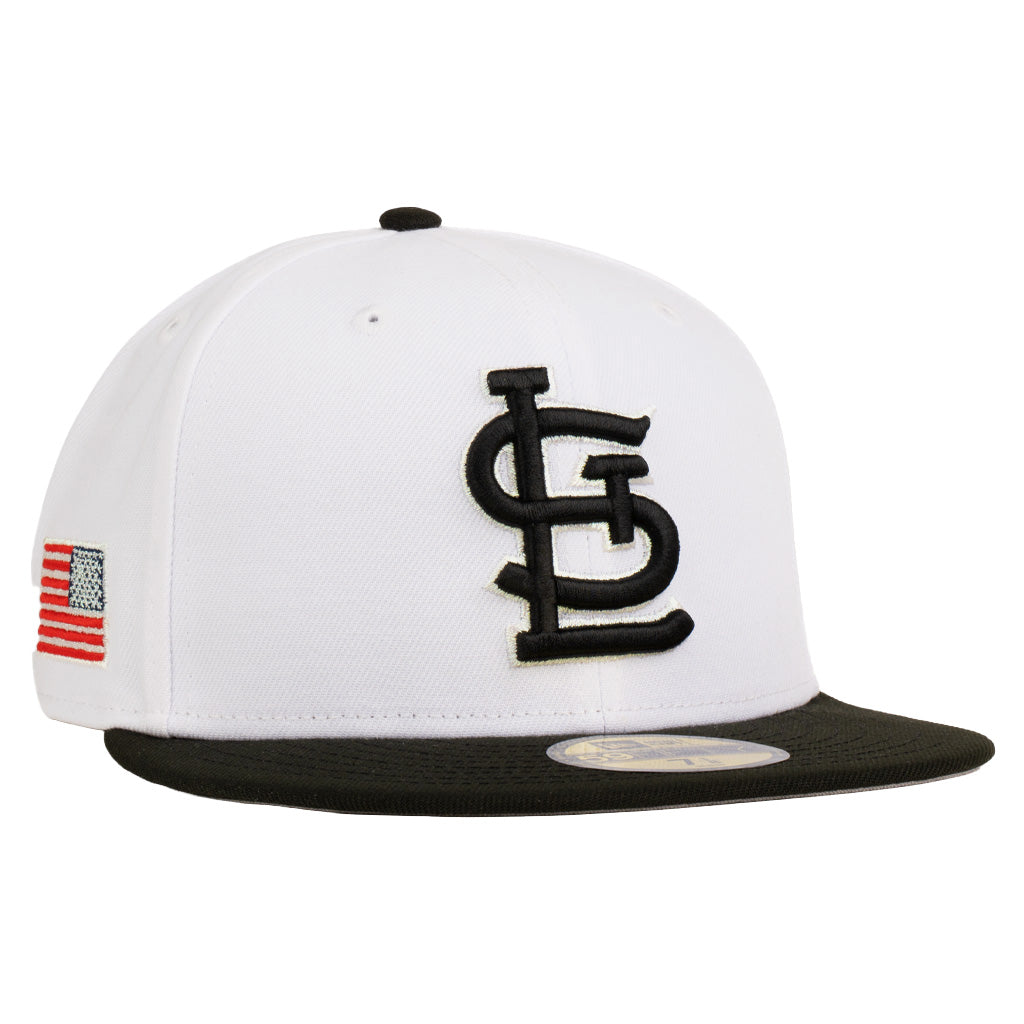 MLB St. Louis Cardinals New Era Space Shuttle 59FIFTY Fitted Hat - White