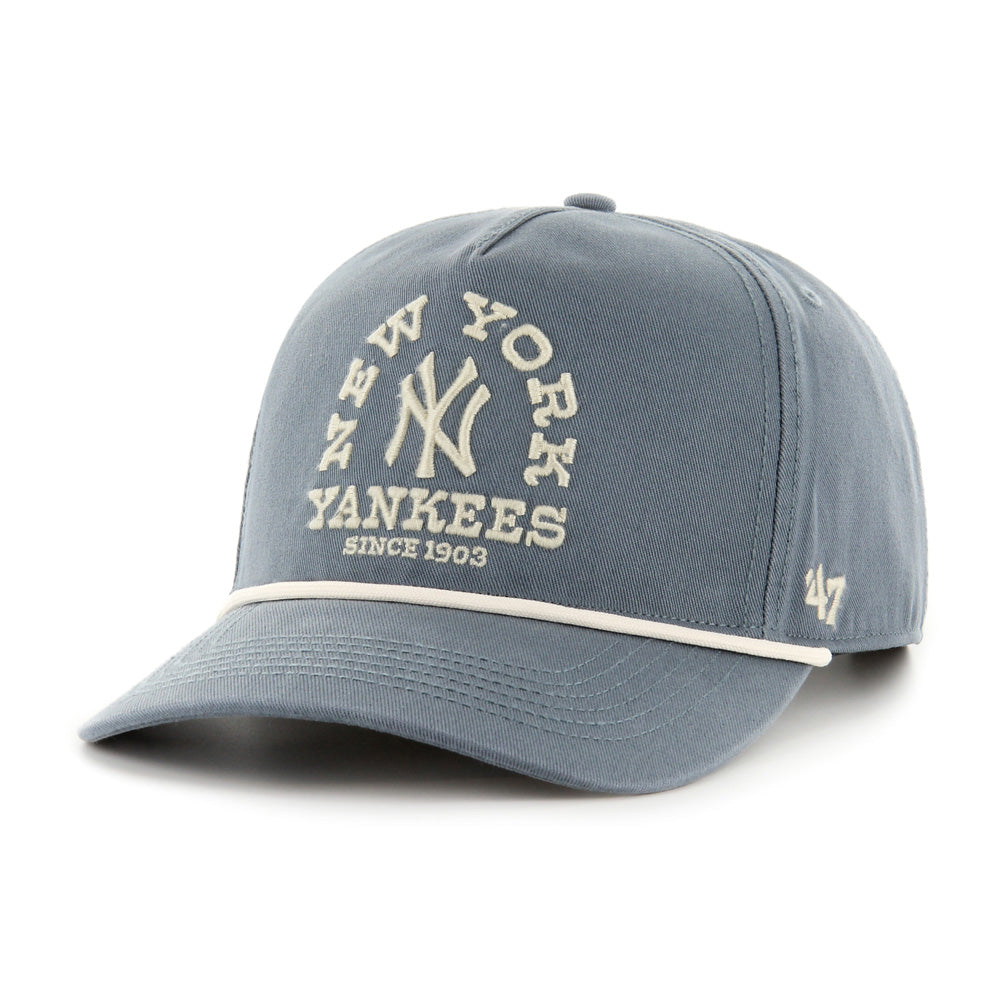 MLB New York Yankees &#39;47 Ranchero Hitch Adjustable