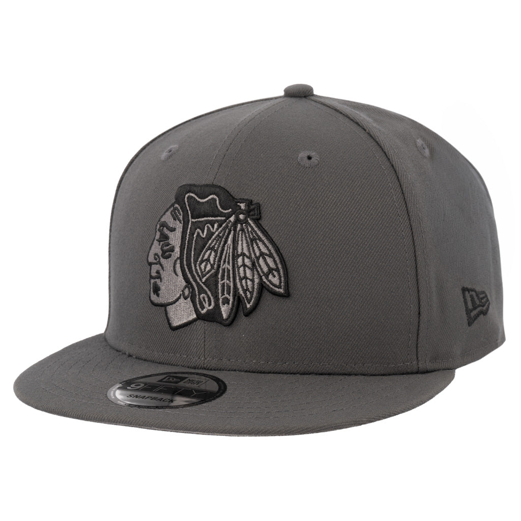 NHL Chicago Blackhawks New Era Gray Prestige 9FIFTY Snapback Hat - Graphite