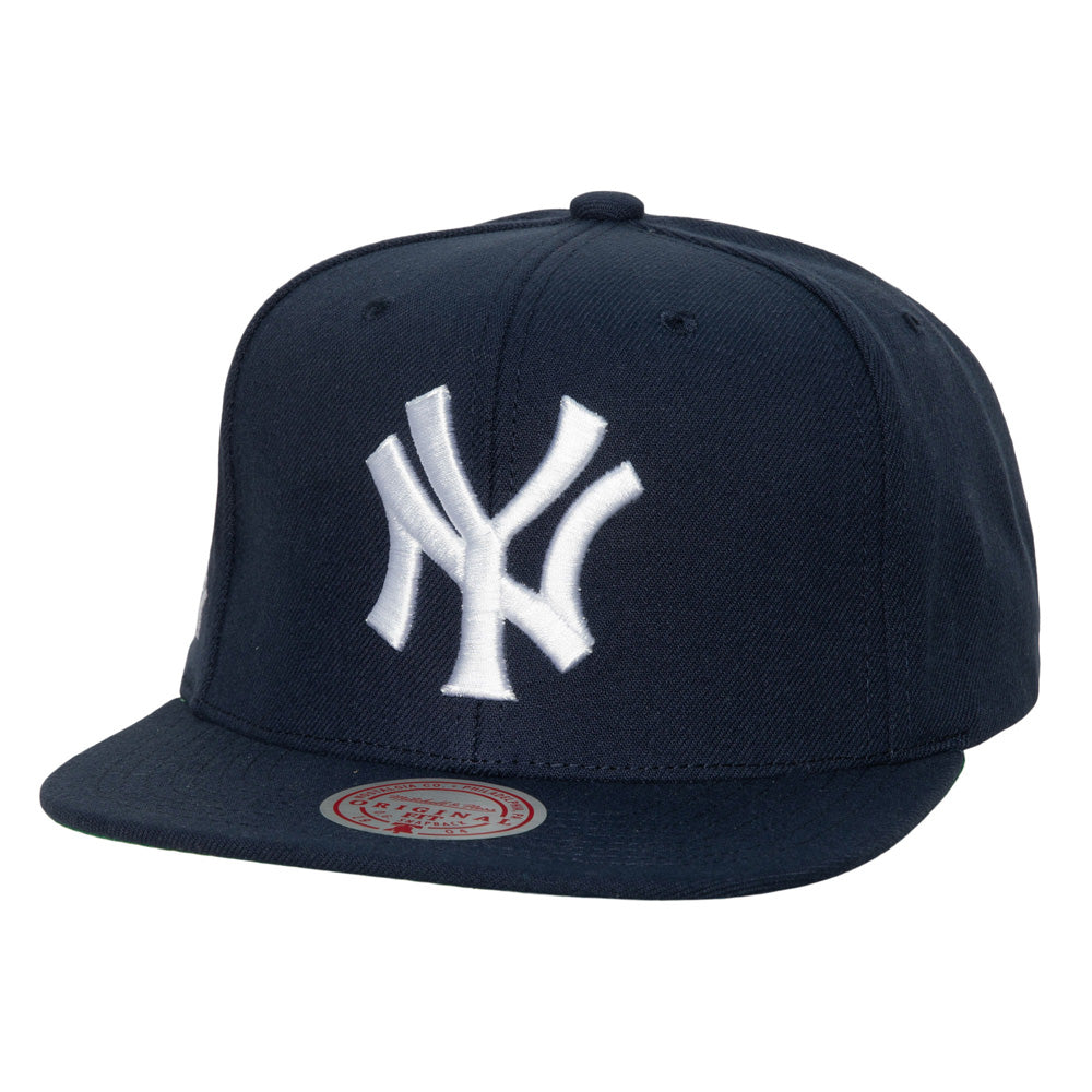 MLB New York Yankees Mitchell & Ness Cooperstown Logo Snapback