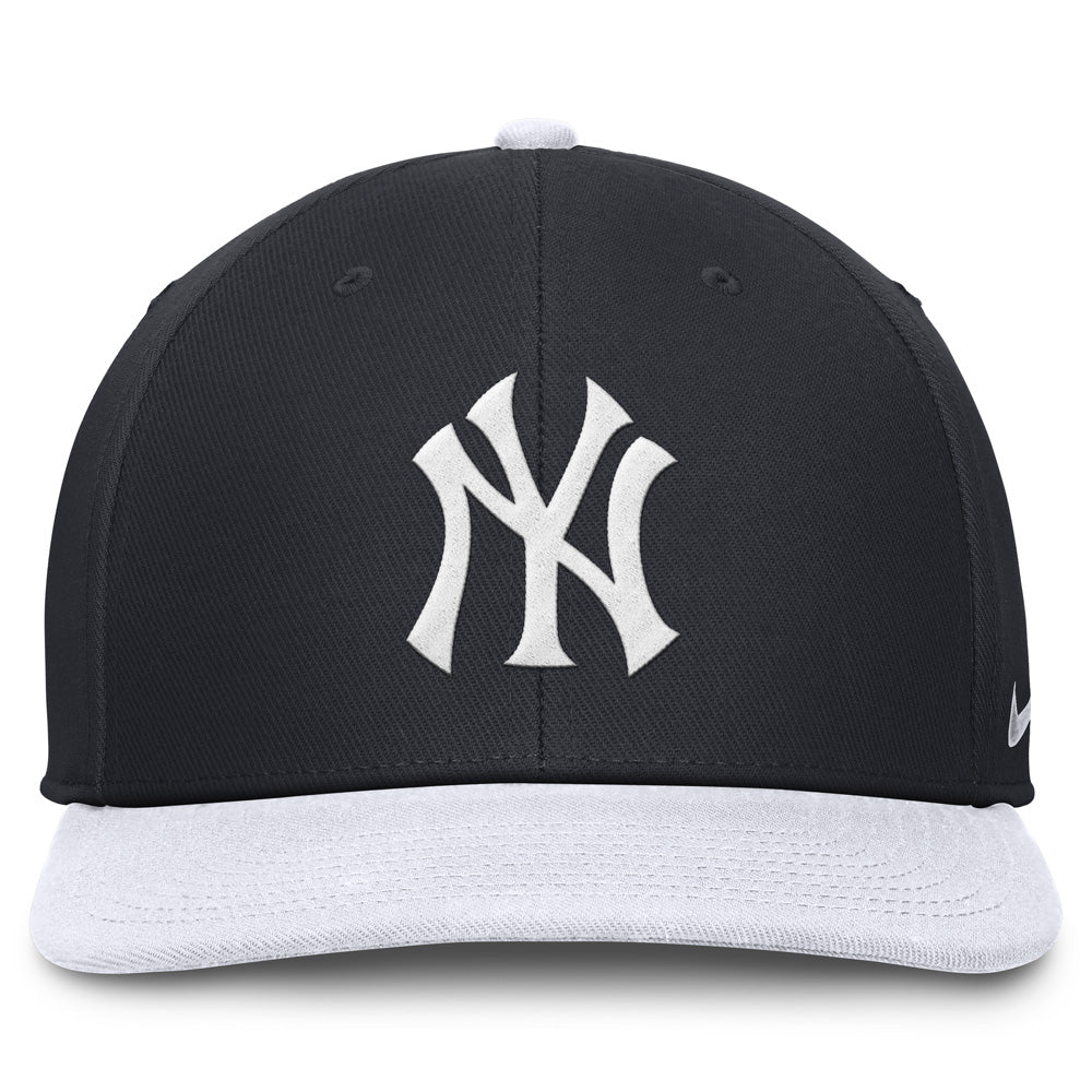 MLB New York Yankees Nike Pro Snapback
