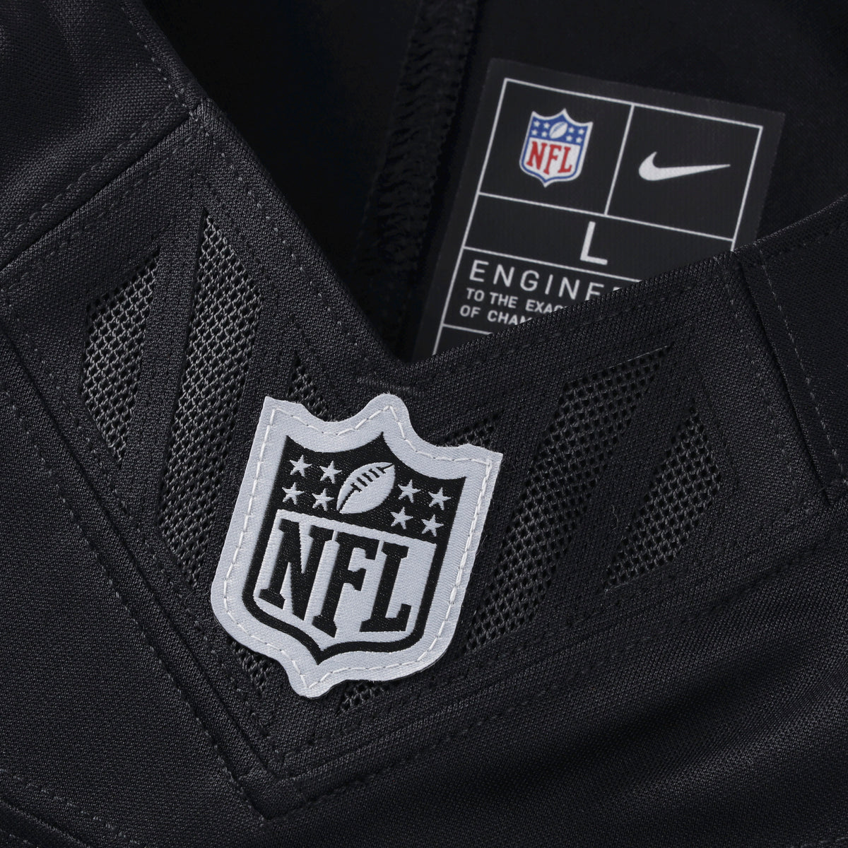 NFL Chicago Bears Caleb Williams Nike 2026 Salute to Service Limited Jersey- Black
