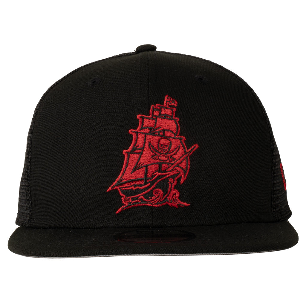 NFL Tampa Bay Buccaneers New Era Shadowline 9FIFTY Snapback Trucker Hat - Black
