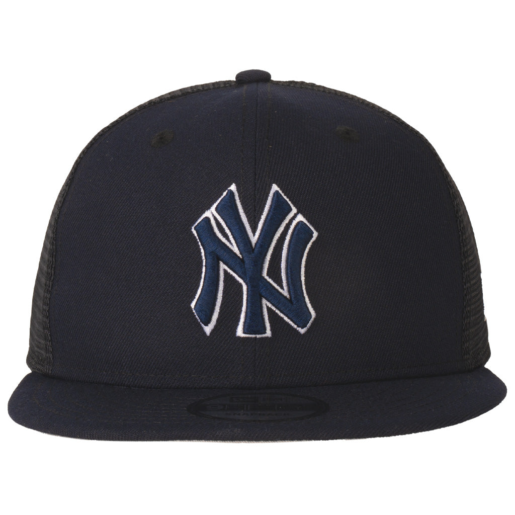 MLB New York Yankees New Era Shadowline 9FIFTY Snapback Trucker Hat - Navy