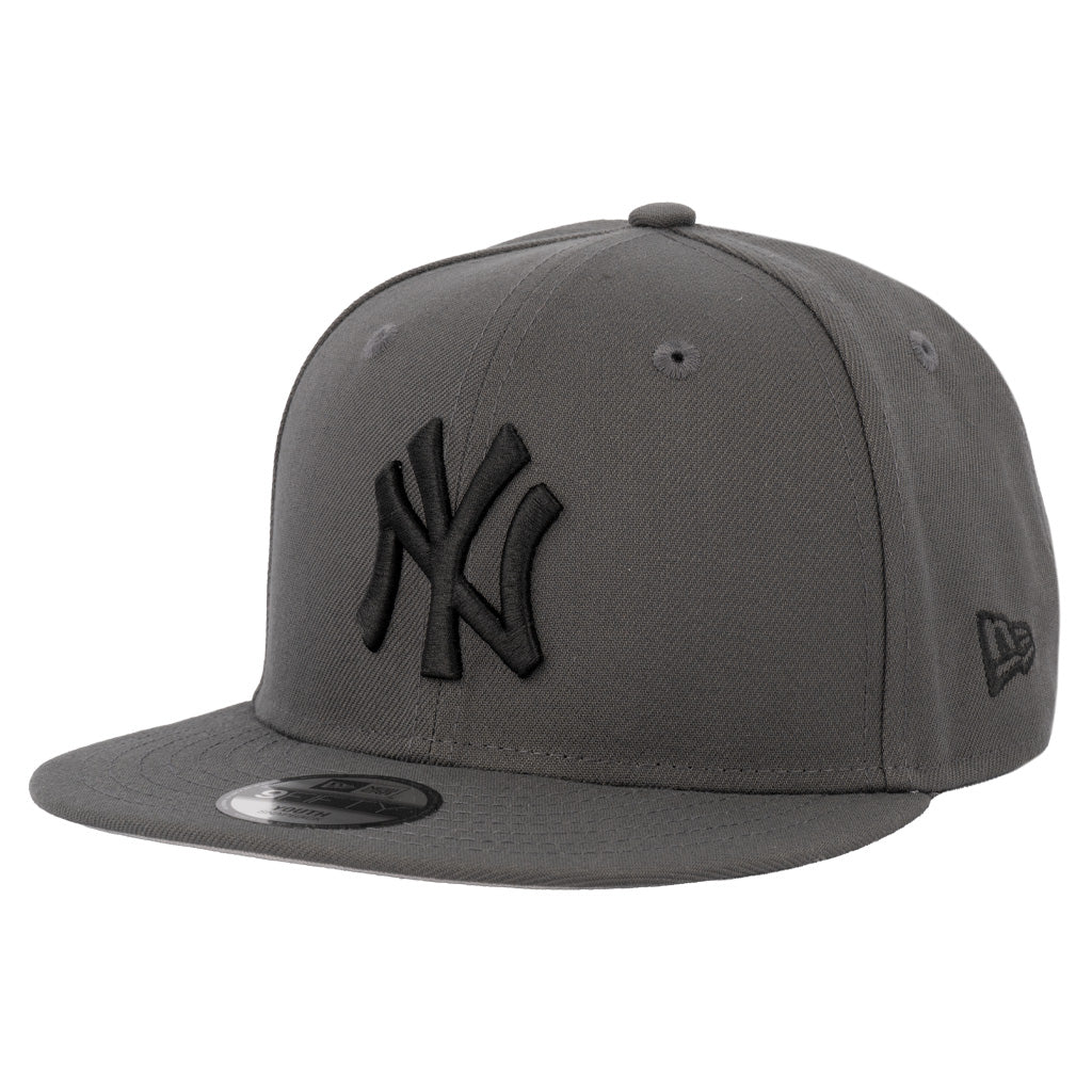 MLB New York Yankees Youth New Era Gray Prestige 9FIFTY Snapback Hat - Graphite