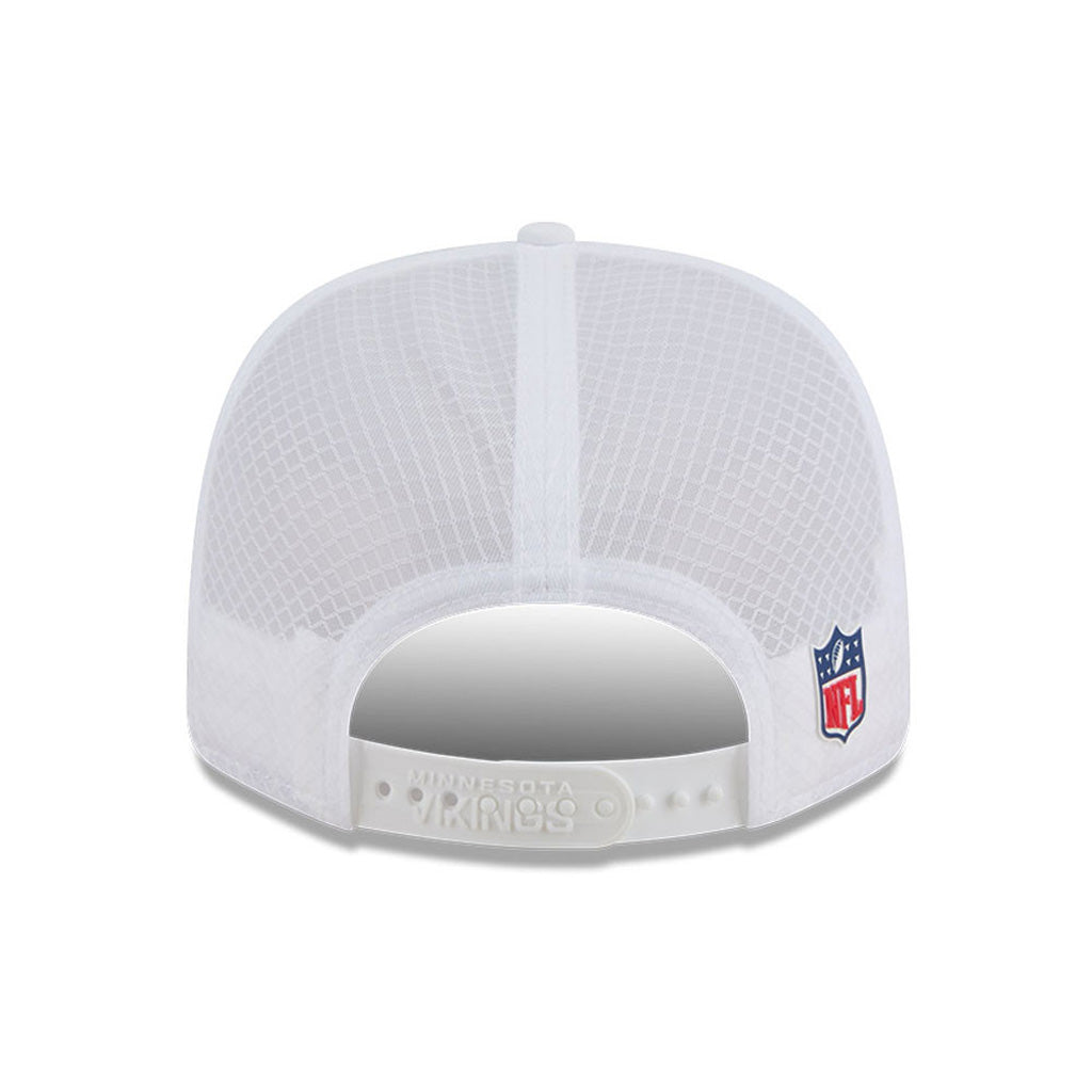 NFL Minnesota Vikings New Era 2025 Alternate Sideline 9SEVENTY Stretch-Snapback Hat - White