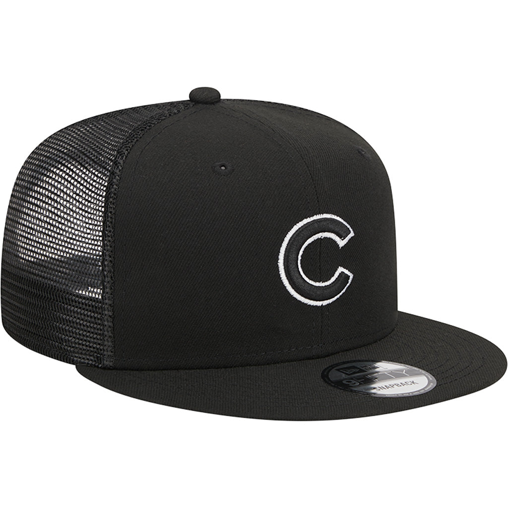 MLB Chicago Cubs New Era Black & White 9FIFTY Snapback Trucker Hat - Black