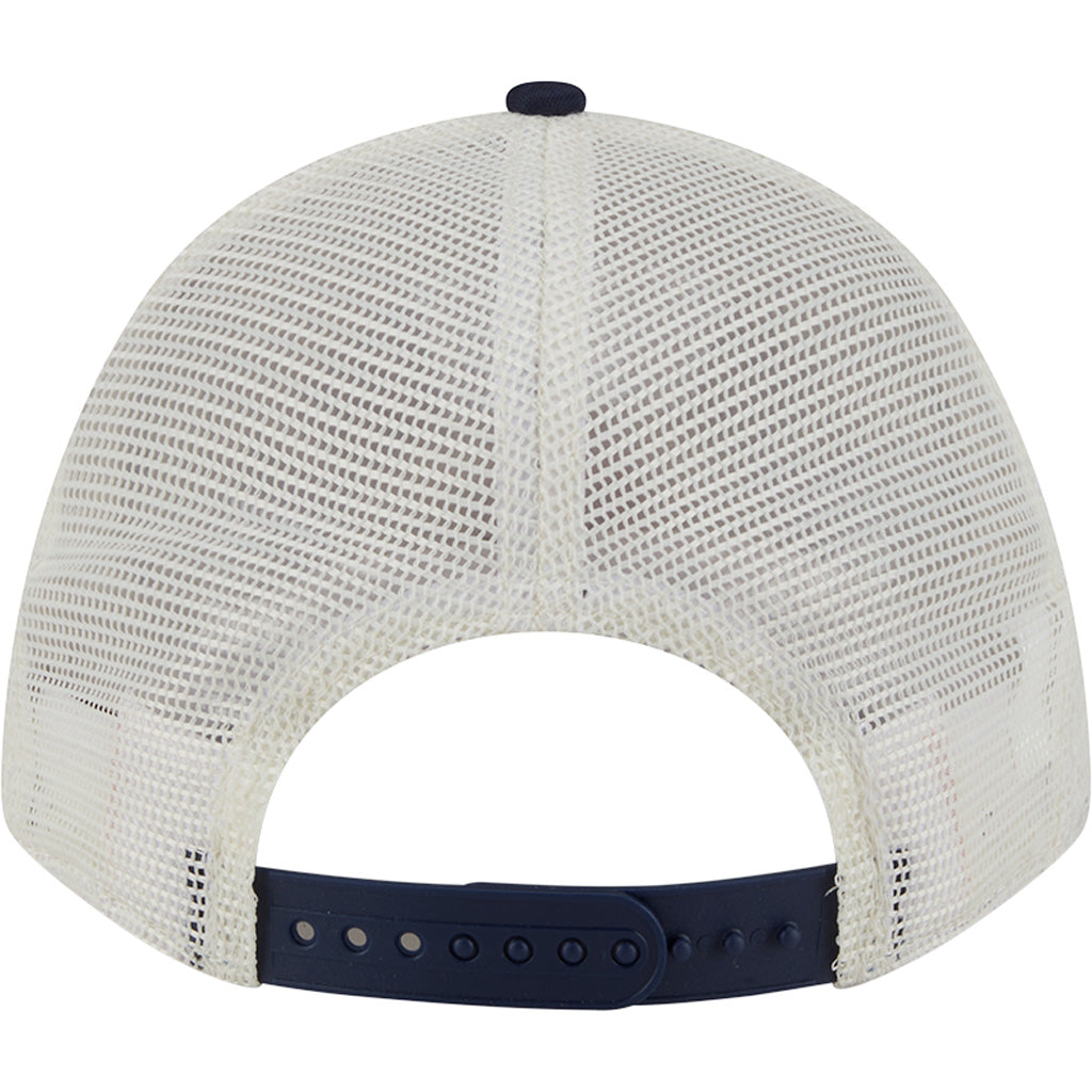 MLB New York Yankees New Era Arch Logo 9FORTY M-Crown Snapback Trucker Hat - Chrome