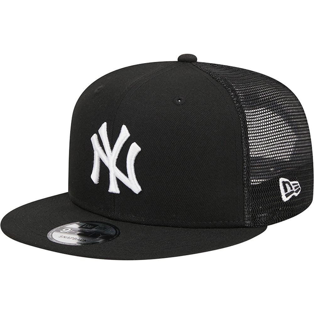 MLB New York Yankees New Era Black & White Trucker 9FIFTY Snapback Hat - Black
