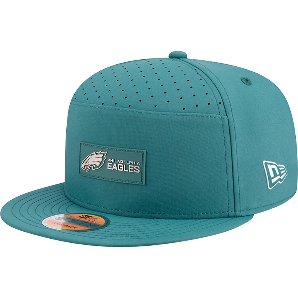 NFL Philadelphia Eagles New Era 2025 Sideline 9FIFTY Split Panel Snapback Hat - Green